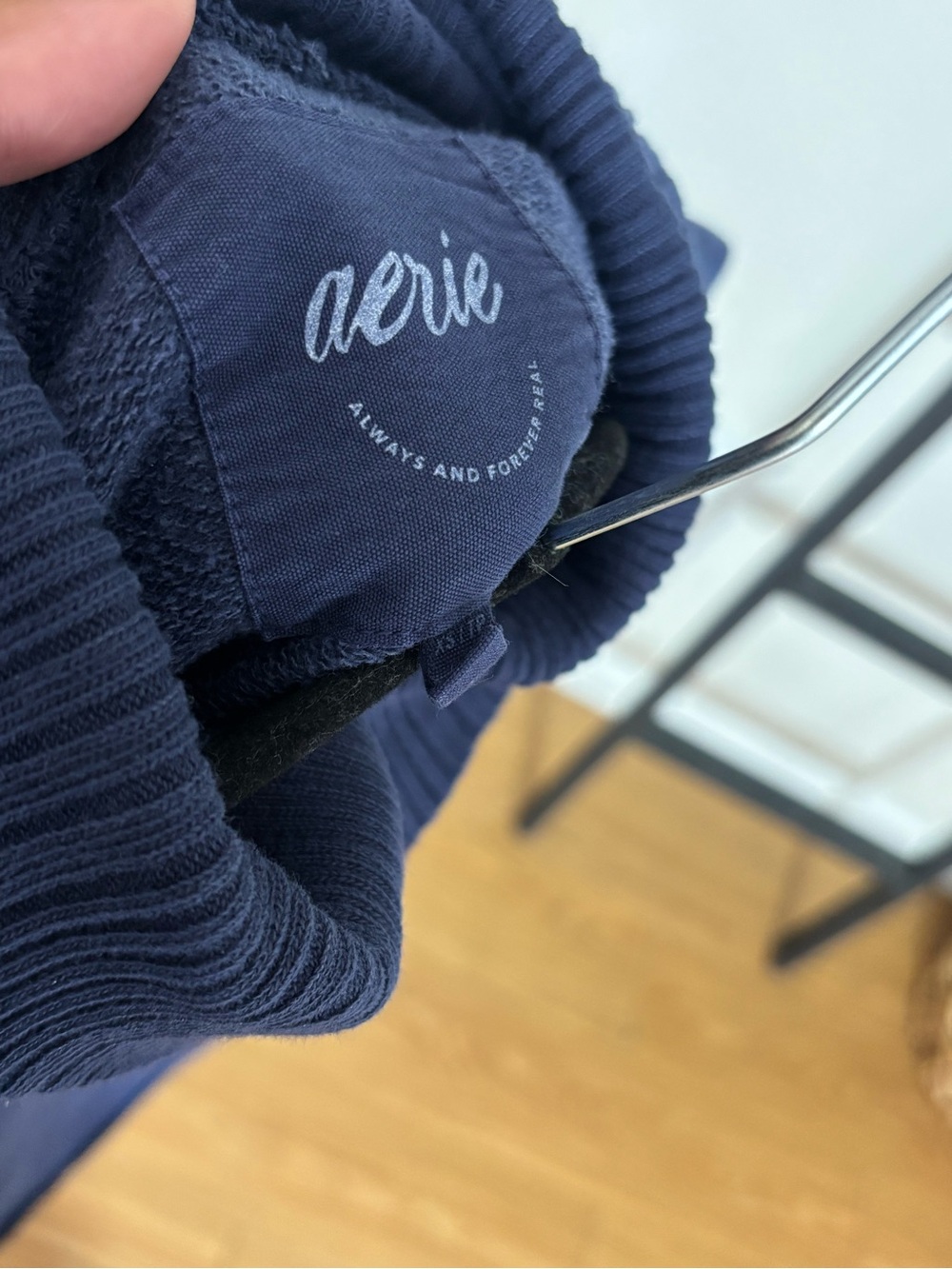 aerie Navy Cropped Funnel-Neck Pullover - Picture 3 of 3